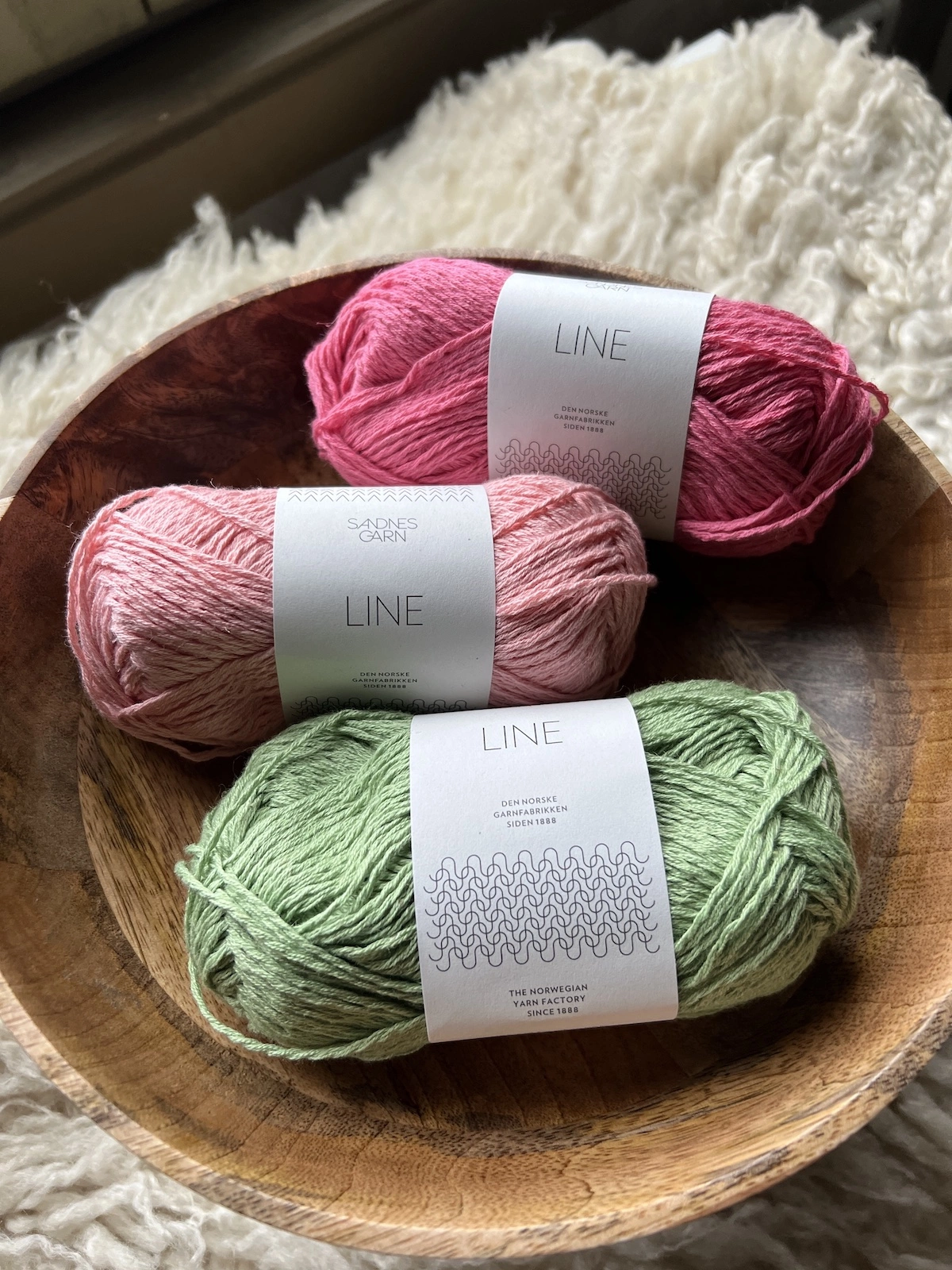 Sandnes Garn Line blossom, spring green, bubblegum pink