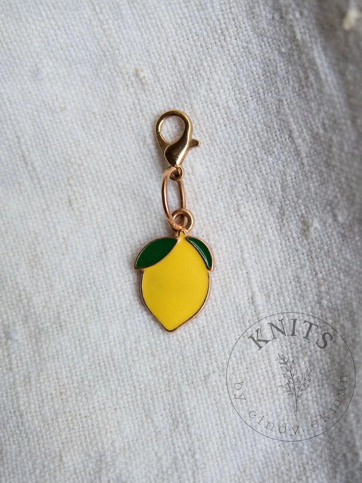 KNITS Stitch Marker Lemon