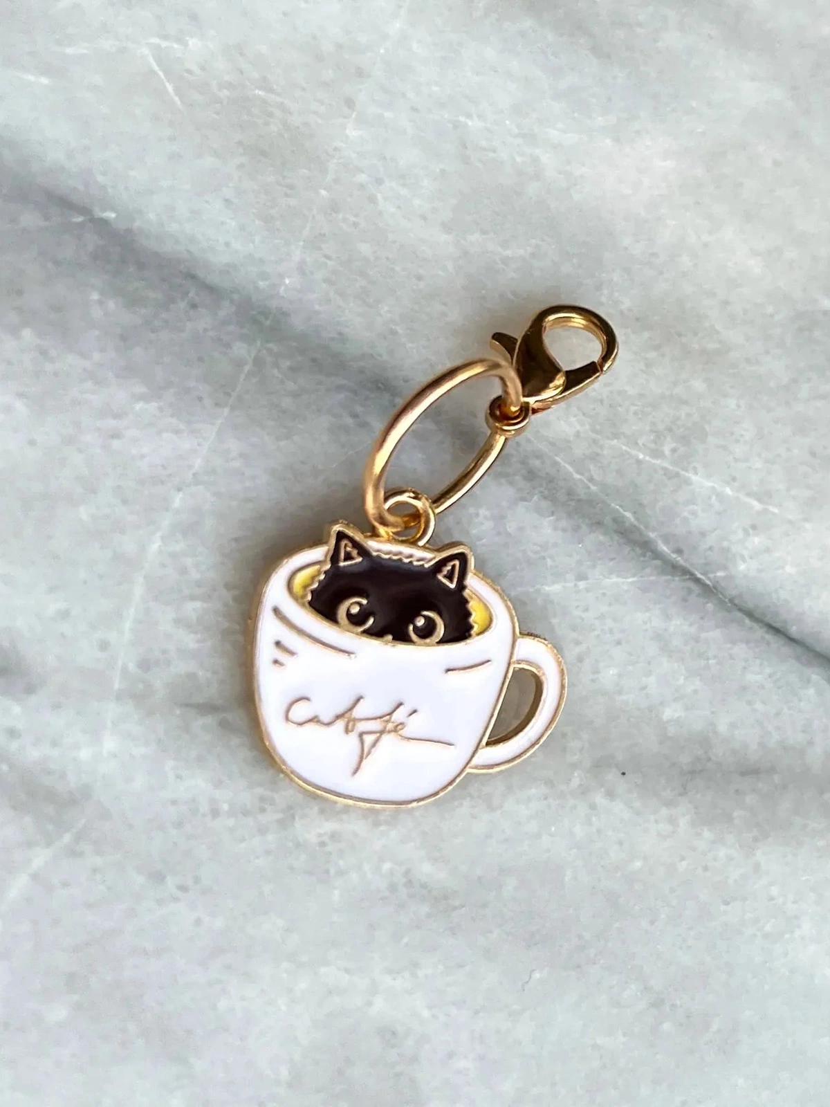 KNITS Stitch Marker Cat in a cup