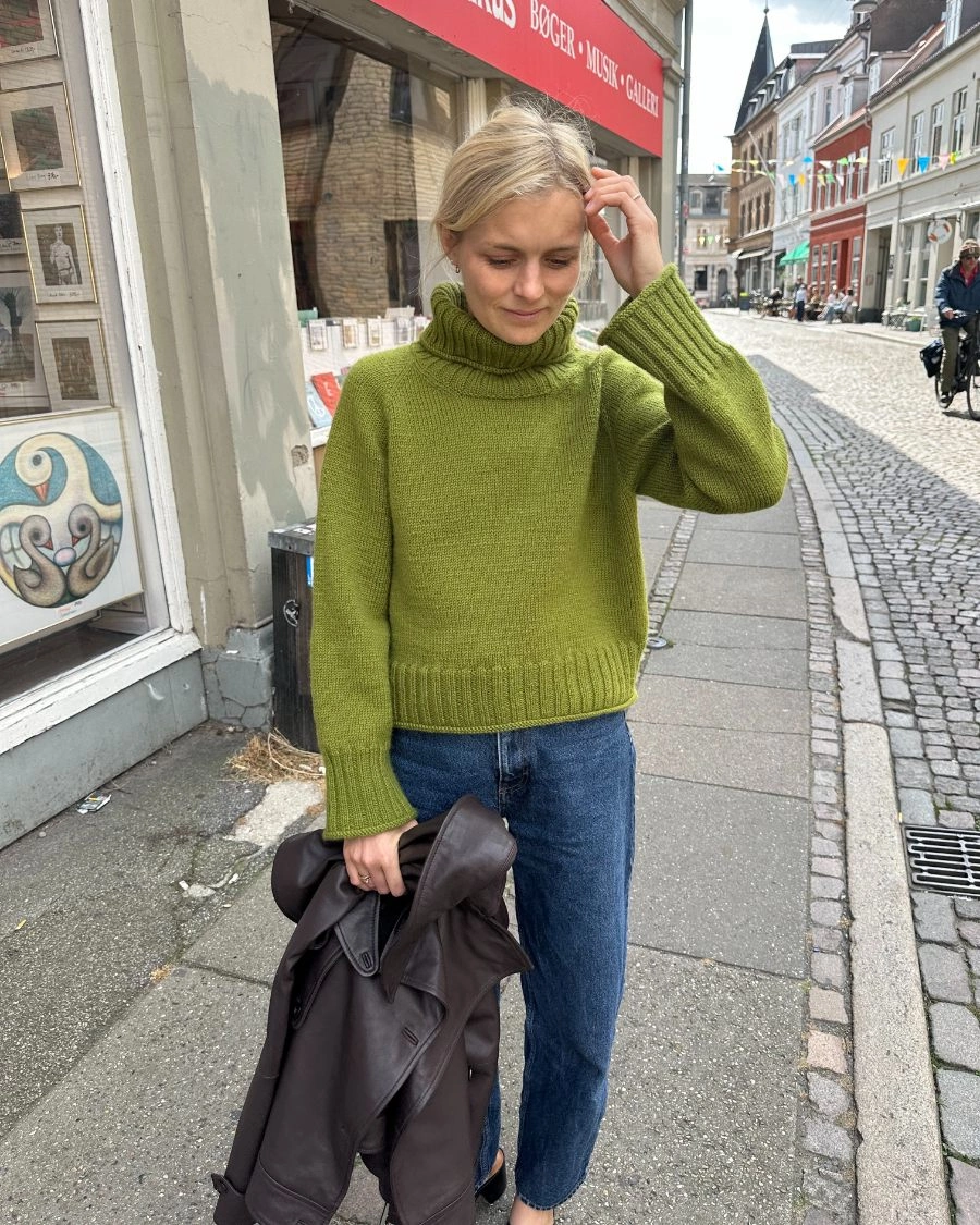 PetiteKnit Amy Sweater villapaita paperinen neuleohje suomeksi