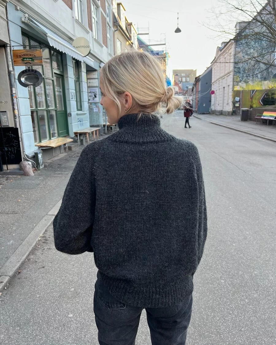 Petiteknit Zipper Sweater Light villapaidan neuleohje