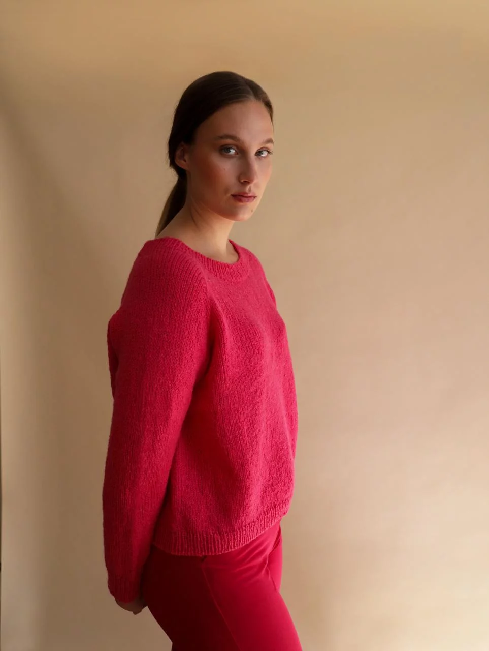 Juntu Sweater knitted in tukuwool dk hot pink - free pattern