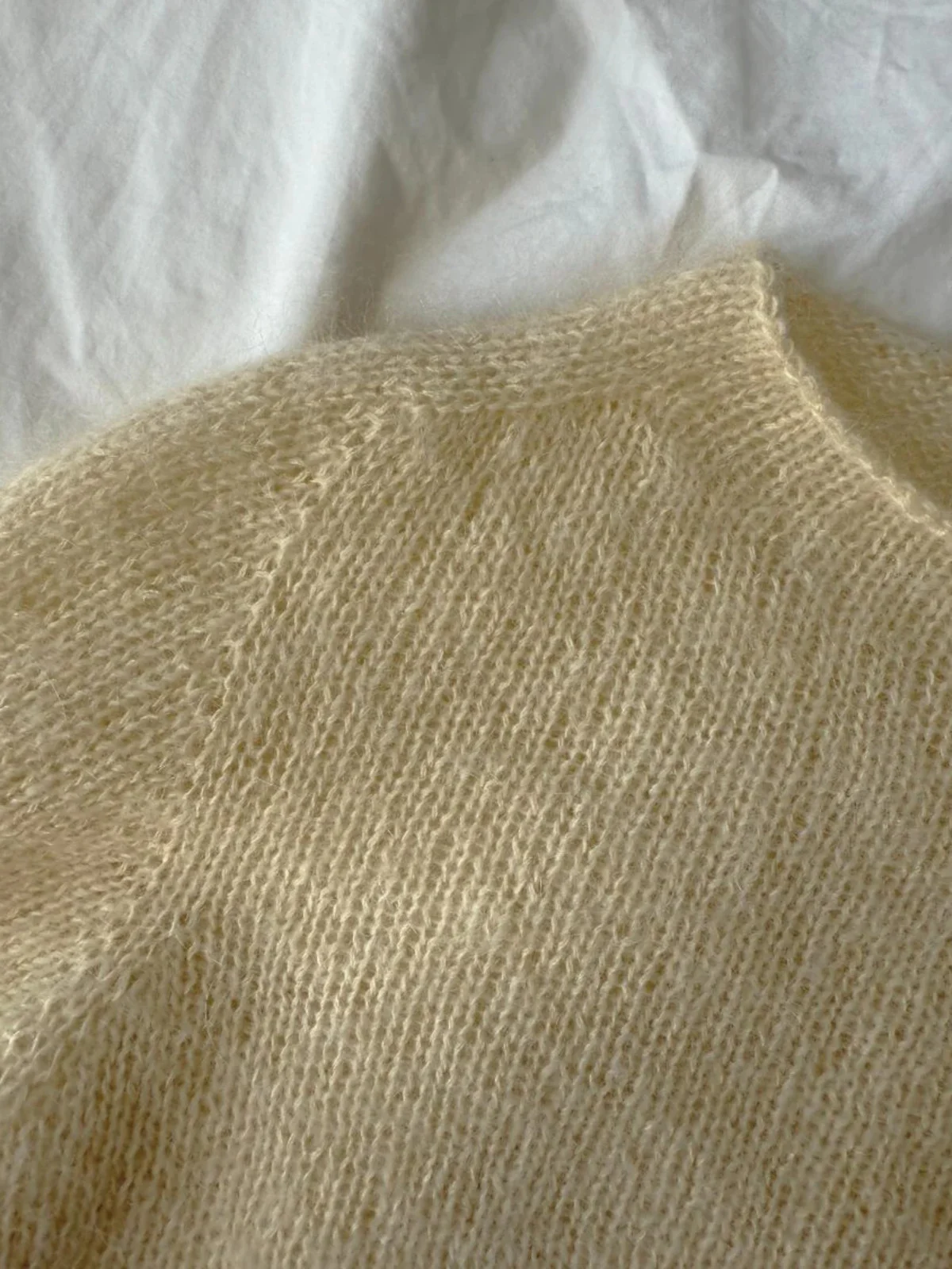 Petiteknit neuleohje Ivy Blouse neulepaita