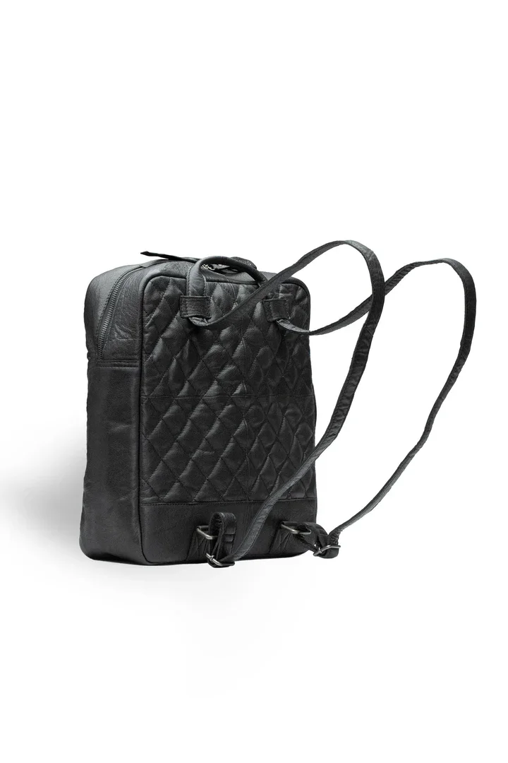 Muud Fauna Black