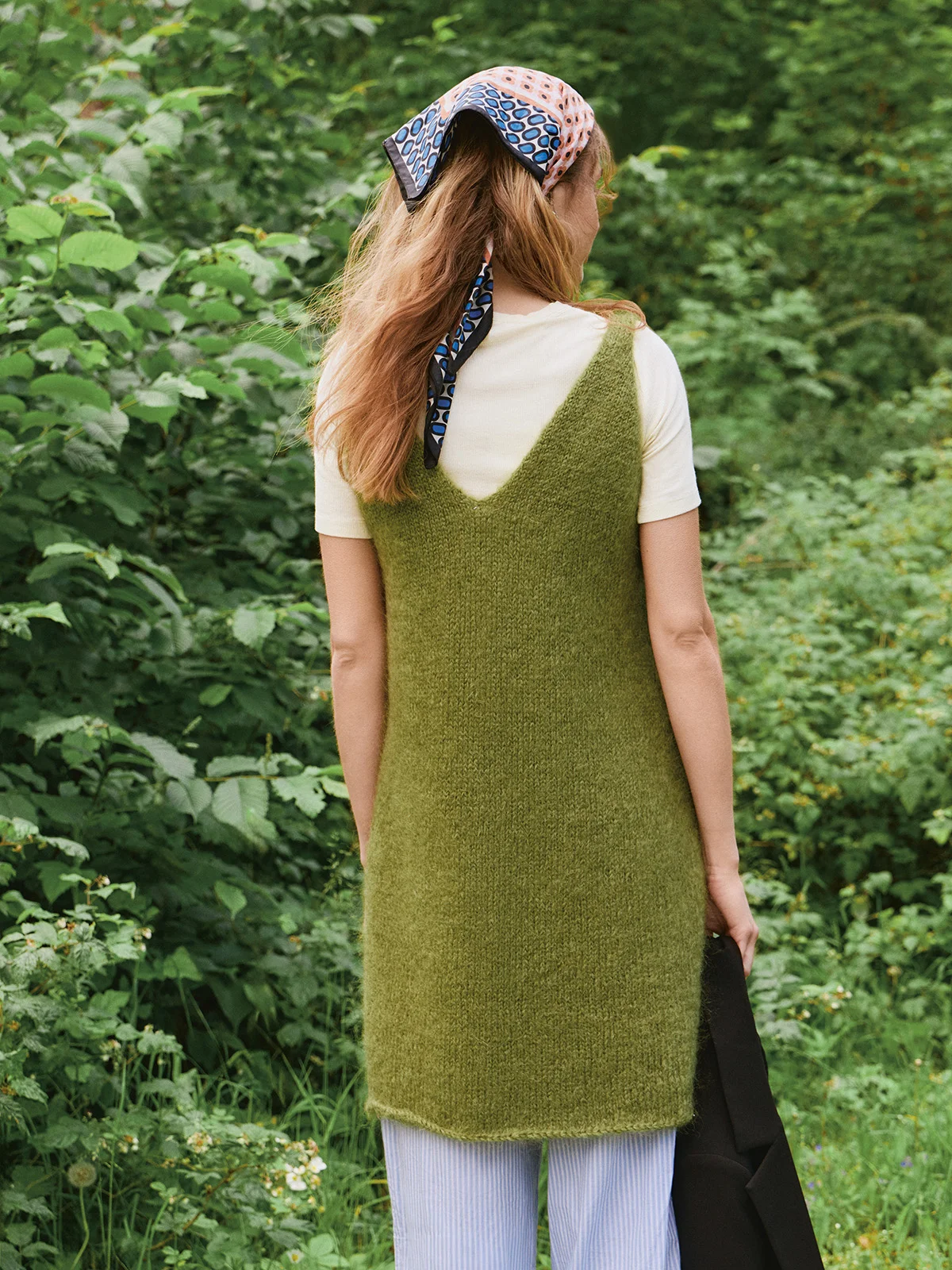 2507-09 Meadow Dress neuleohje englanti
