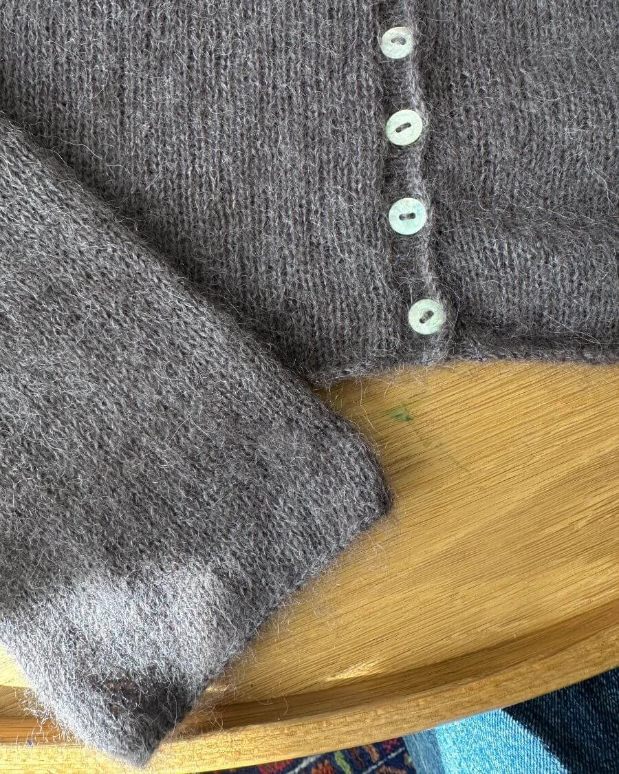 Ivy Cardigan Neuleohje englanti
