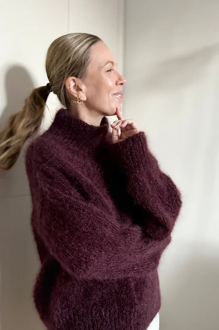 Leeni Hoimela - Ballerine Sweater Pattern Finnish