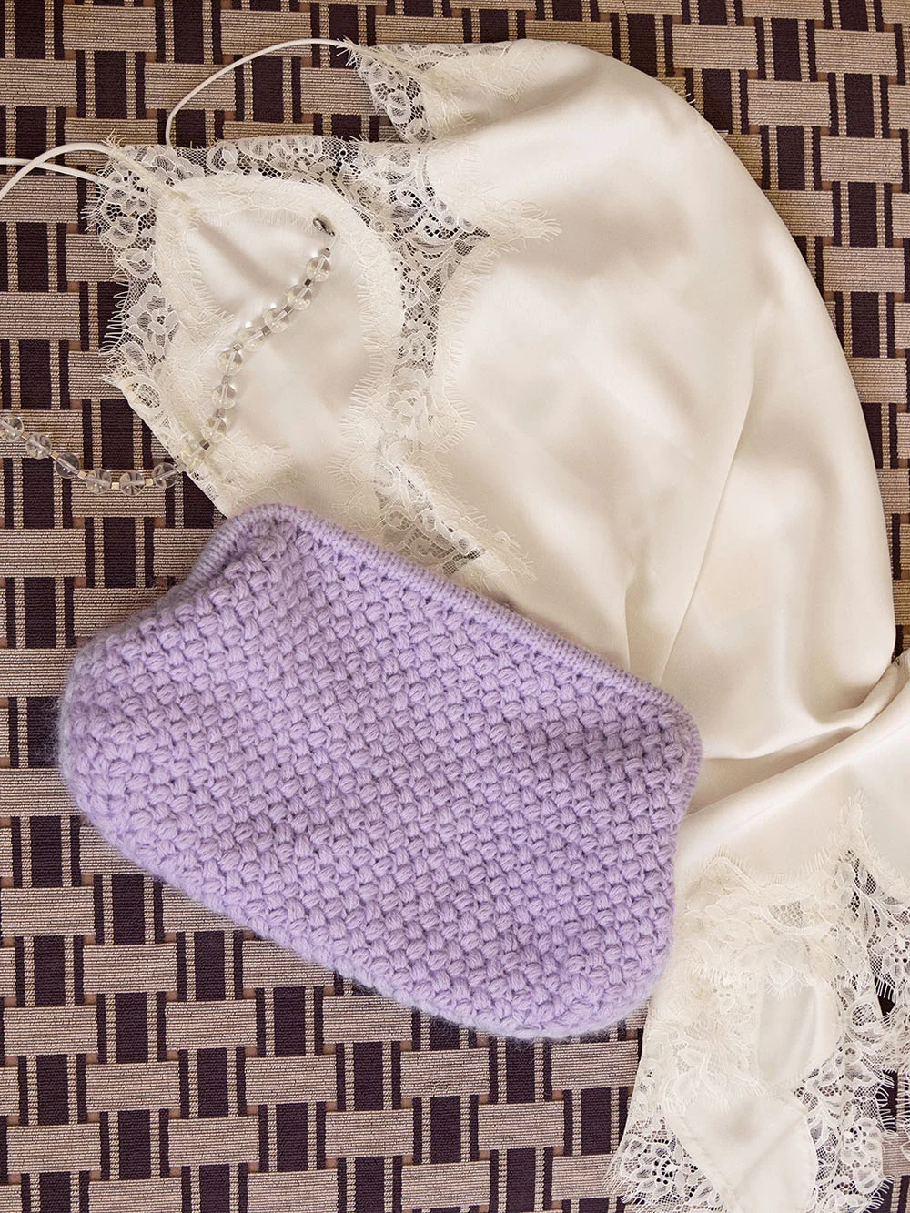 Sandnes Garn 2602-01 Basket Clutch neuleohje englanti