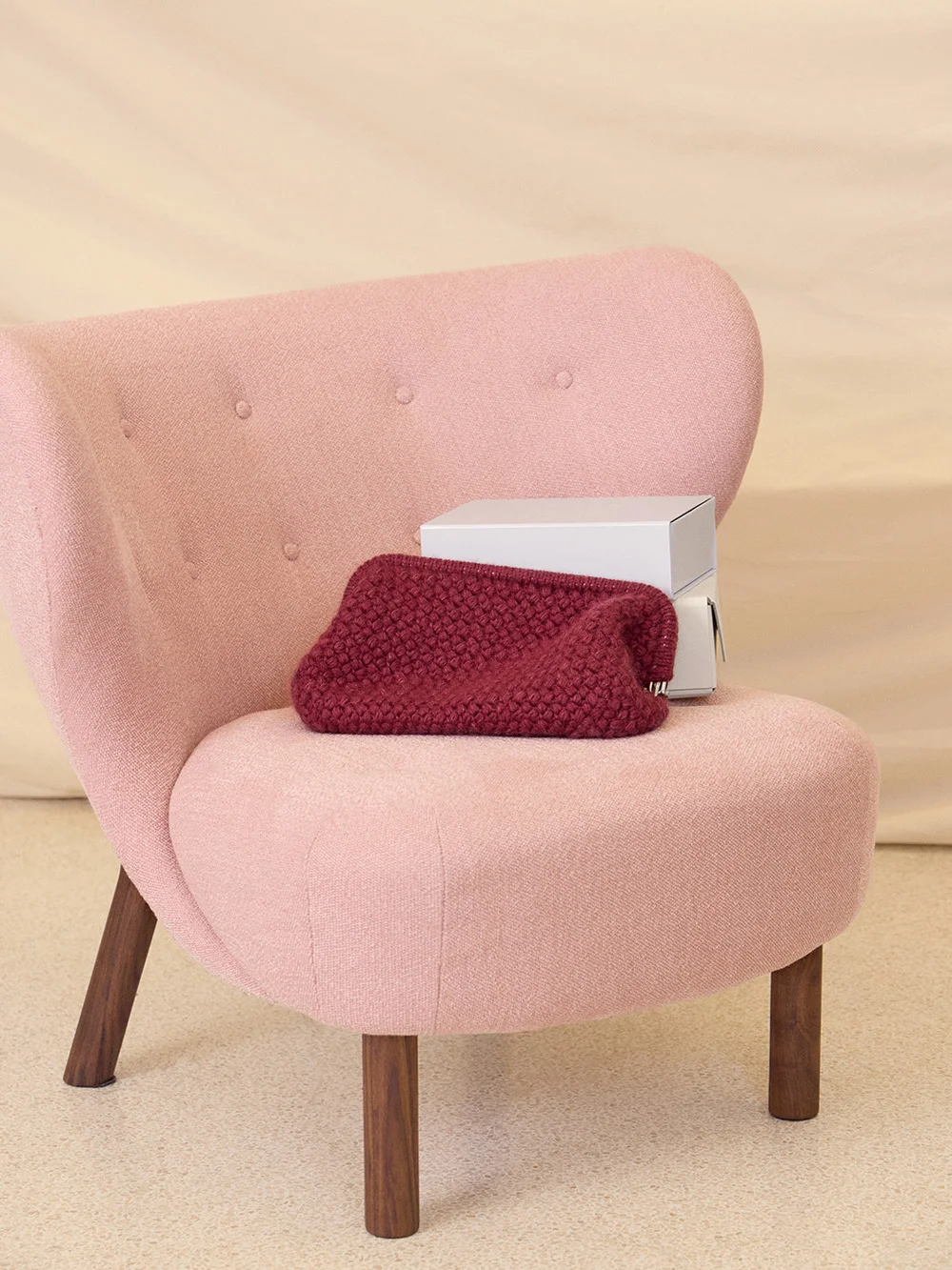 Sandnes Garn 2602-01 Basket Clutch neuleohje englanti