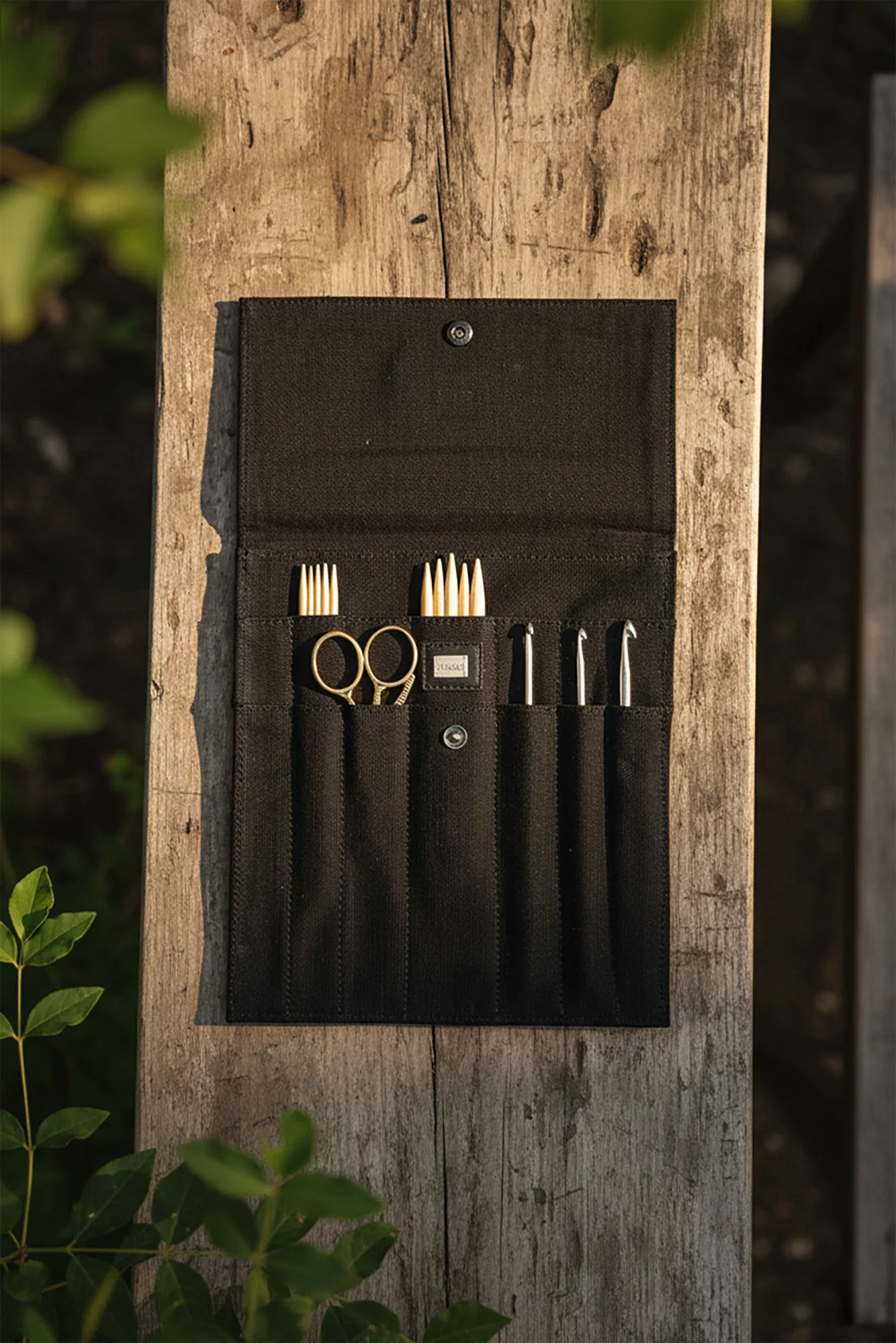 Muud Canvas Oslo Black Sukkapuikkokotelo