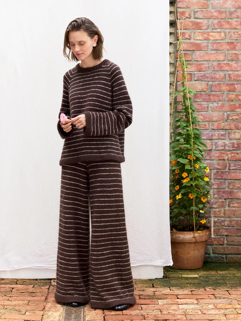 Sandnes 2606-01 Riley Sweater & Pants neuleohje suomi