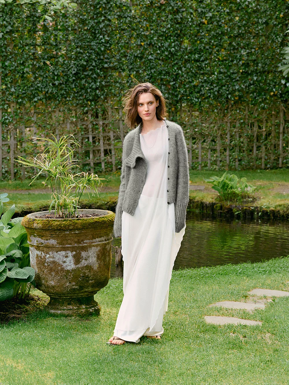 Sandnes 2606-13 DIY Tracie Cardigan  Pattern Finnish
