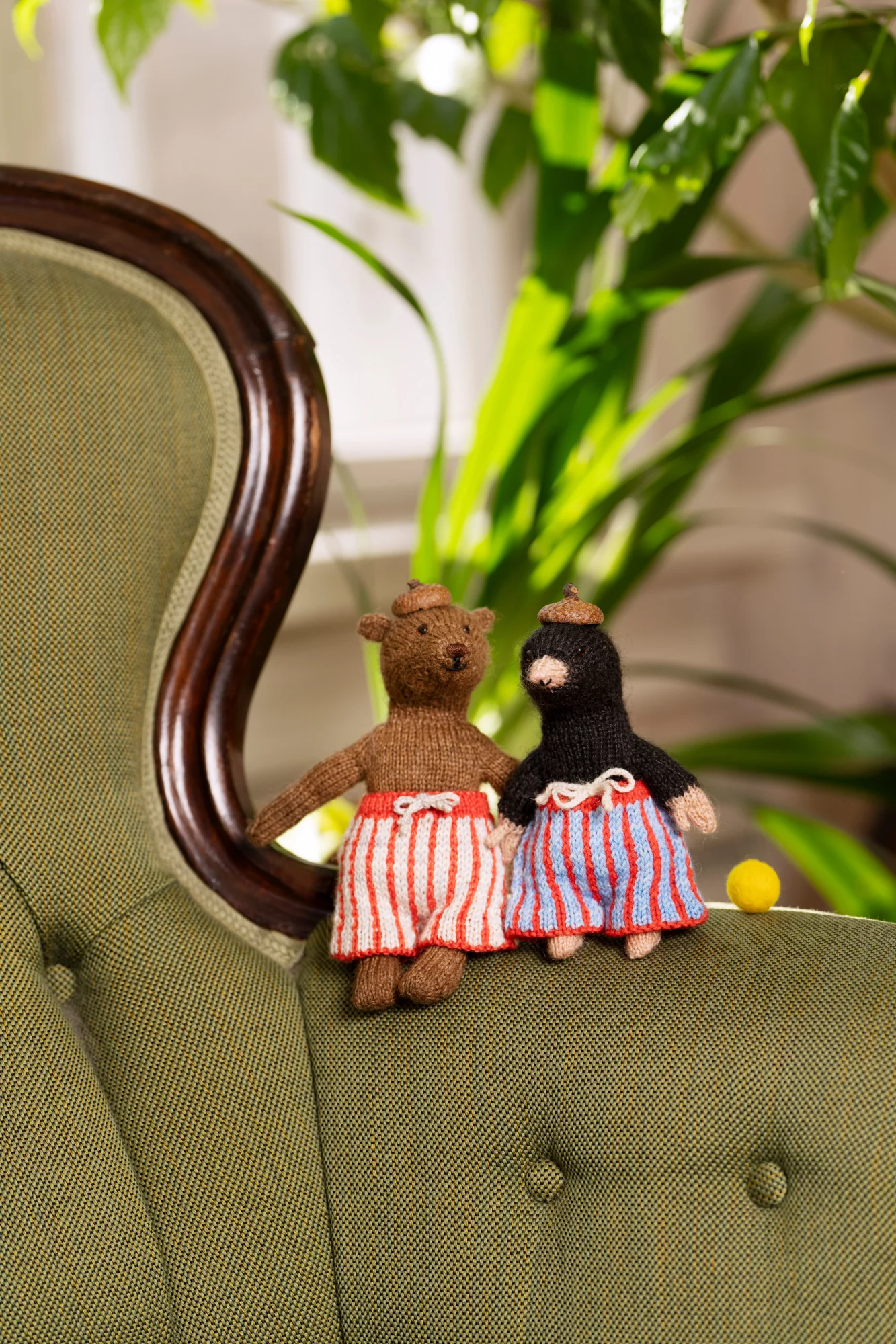 Chez Myrtil: More Seamless Friends to Knit and Love, Cinthia Vallet, Laine Publishing