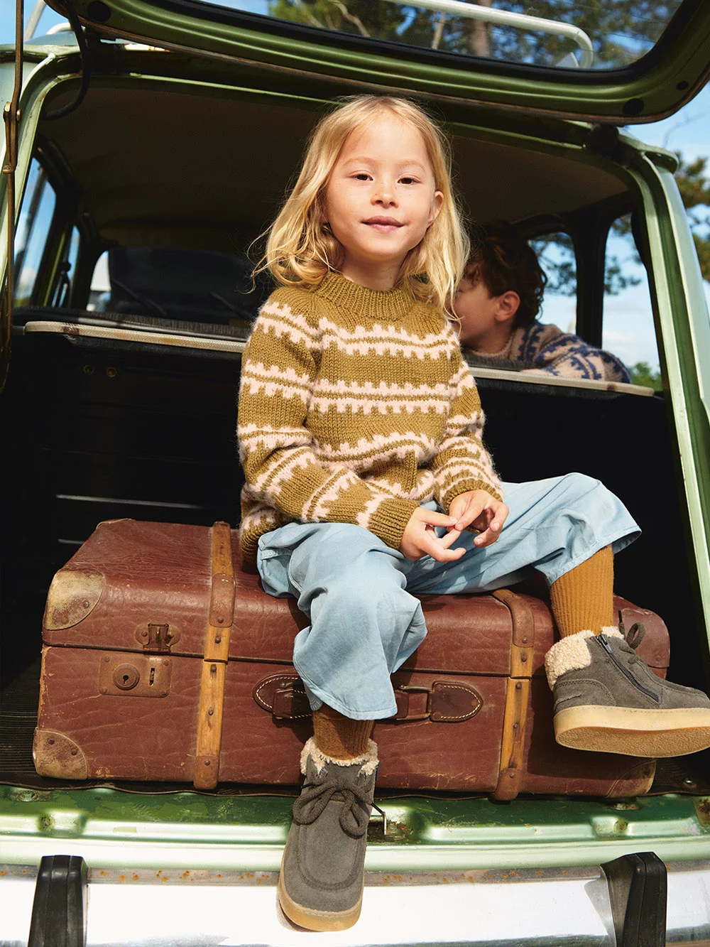 Sandnes 25062 Ridge Sweater Junior Pattern Finnish