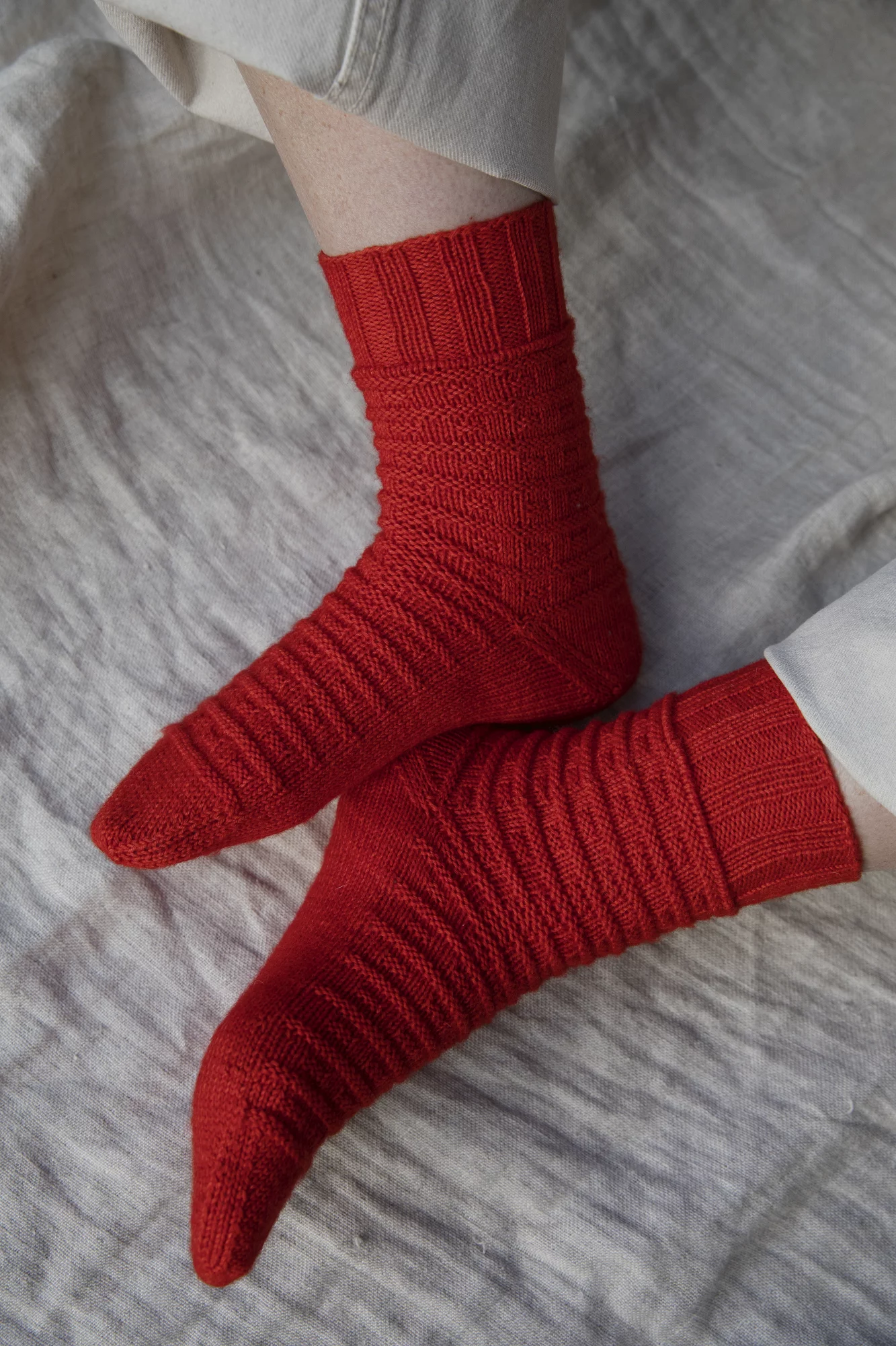 52 Weeks of One-Skein Knits, Laine Publishing