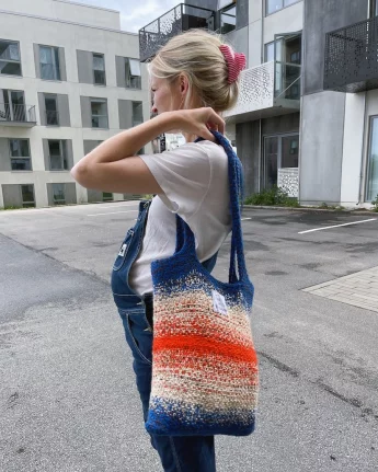 Technicolor TOTE BAG Neuleohje