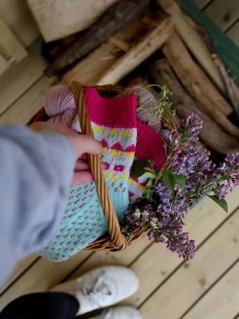kesamokki_socks_yarn_kit-065094d7ed7df0.jpg