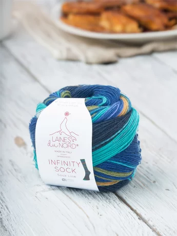 Laines du Nord Infinity Sock