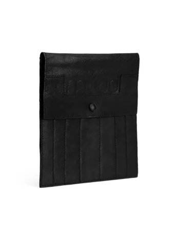 muud_oslo_black_needle_case-06571c107d4b8a.jpg