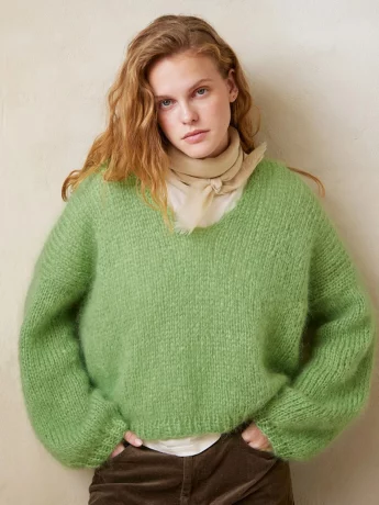 Sandnes 2402-3 Facile Sweater CHUNKY Neuleohje, englanti