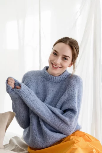 seela_sweater_knitting_pattern_pdf_english-065fd539dbe3b9.jpeg