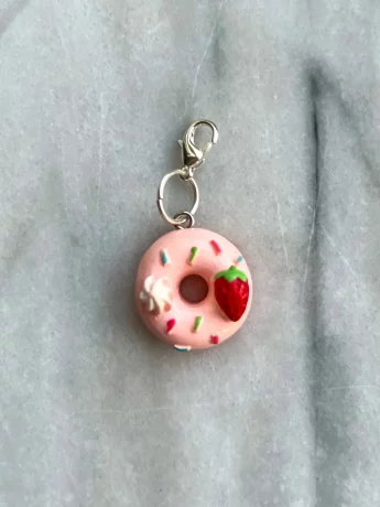 KNITS Stitch Marker Donut strawberry