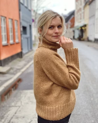 Caramel Sweater Neuleohje suomi