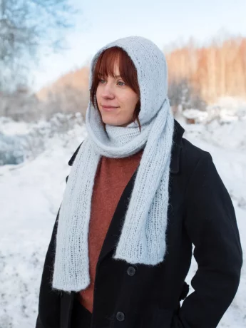 arctic-hood-knitting-pattern-06791efcf49993.jpg