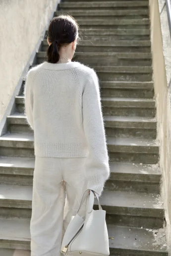 leeni-hoimela-pattern-lotte-cardigan-english-068d2826ec944a.jpeg