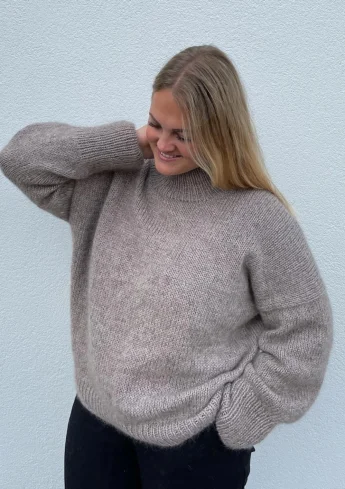 weekend-sweater-pattern-068d67c15cd4fa.jpg
