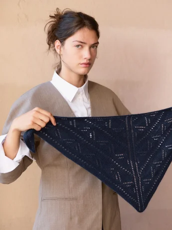 2508-01-petra-scarf-pattern-english-068da7fc2ca552.jpg