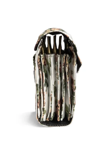 muud-canvas-betina-flower-needle-case-068fa28589338a.jpg