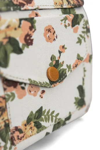 muud-canvas-betina-flower-needle-case-068fa28598825b.jpg