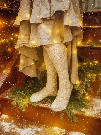 Lumikide-sukat neuleohje