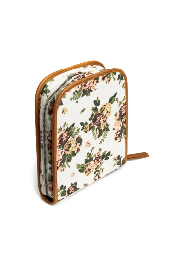 muud-canvas-voss-flower-needle-case-0697b5b4b741c9.jpg