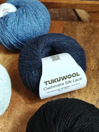 Tukuwool Cashmere Silk Lace
