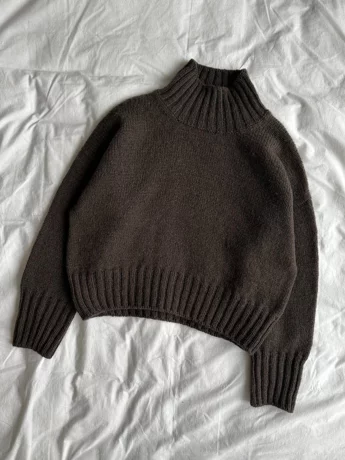 hannah-sweater-o-neck-pattern-finnish-069e9bca178251.jpg
