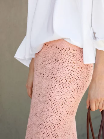 sandnes-26-2-lucienne-skirt-069f07fc94e54f.jpg