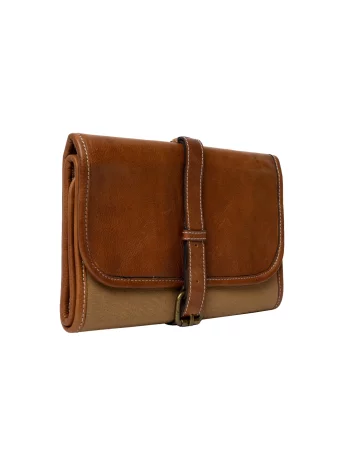 redesigned-project-52-needle-case-walnut-069f1b0d660ee0.jpg
