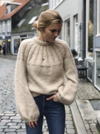 sunday-sweater-pattern-06a5886b8d7ce2.jpg