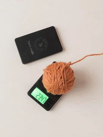knits-yarn-scale-06a85998b3baaf.jpg