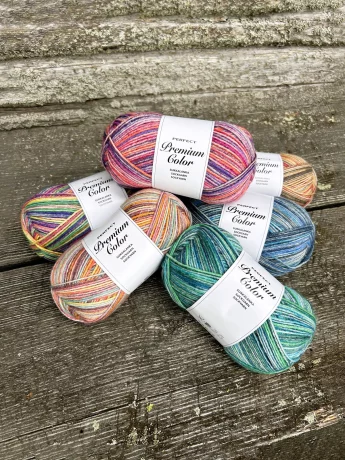 perfect-premium-color-100g-sock-yarn-06a86db9379694.jpg