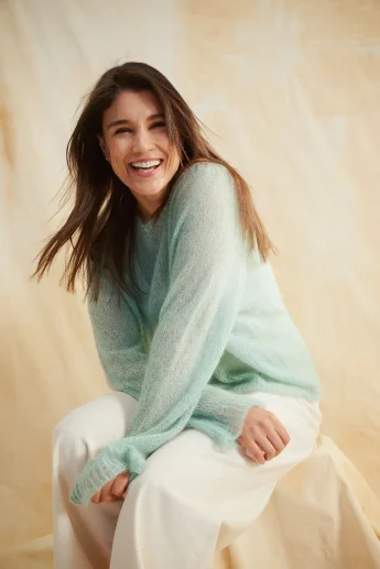 novita-ilo-sweater-english-06a9530f5464cd.jpg