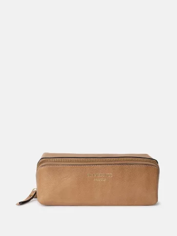 redesigned-project-41-leather-bag-06aa2557667196.jpg