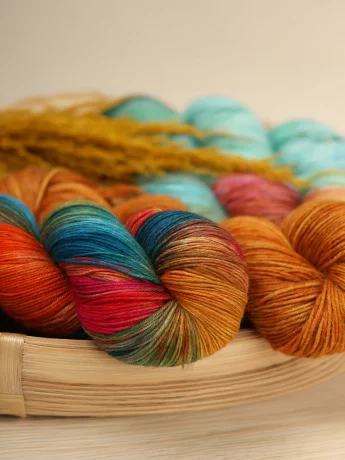 Symfonie Yarns Terra 100g sukkalanka