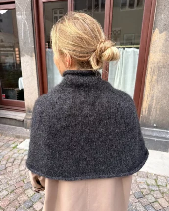 ivy-cape-pattern-06acf2be06565e.webp
